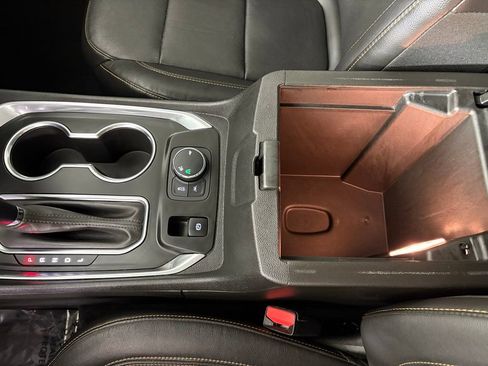 Used 2019 Chevrolet Traverse Premier w/ Redline Edition image 37