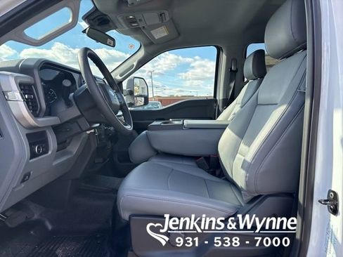 New 2026 Ford F350 XL w/ XL Chrome Package image 5