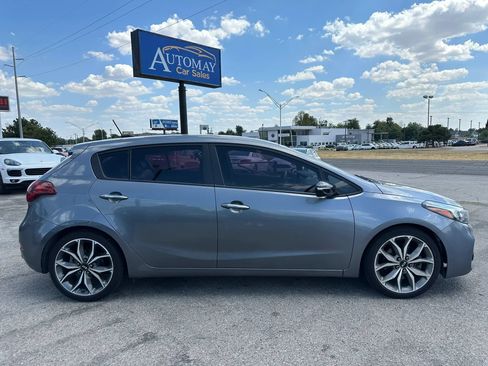 Used 2017 Kia Forte SX w/ SX Premium Tech Package FWD image 30