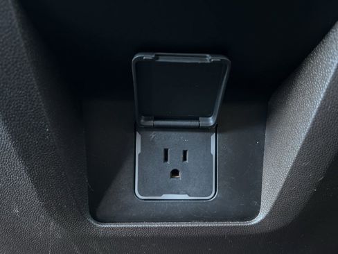 Used 2021 Chevrolet Tahoe LT image 14