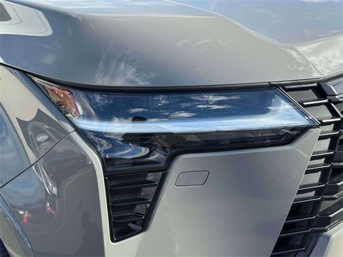 Used 2024 Lexus GX 550 image 8
