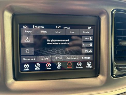 Used 2019 Dodge Challenger SXT w/ Driver Convenience Group RWD image 30