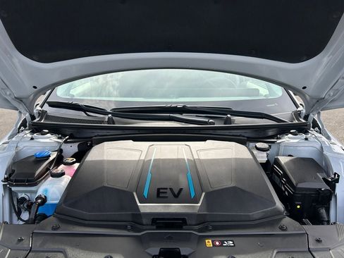 Used 2024 Hyundai Ioniq 5 SEL AWD/4WD image 29