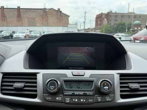 Used 2014 Honda Odyssey EX image 12