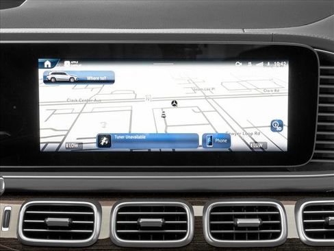 New 2026 Mercedes-Benz GLS 63 AMG 4MATIC image 12