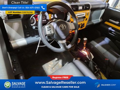 Used 2008 Toyota FJ Cruiser 4WD image 11