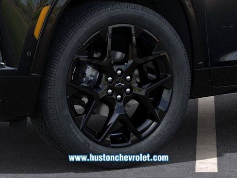 New 2026 Chevrolet Traverse RS w/ LPO, Floor Liner Package FWD image 9