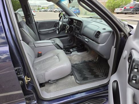 Used 1998 Dodge Durango 4WD image 10