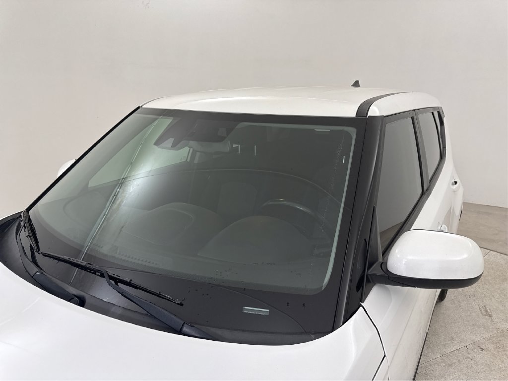 Used 2020 Kia Soul EX FWD image 14