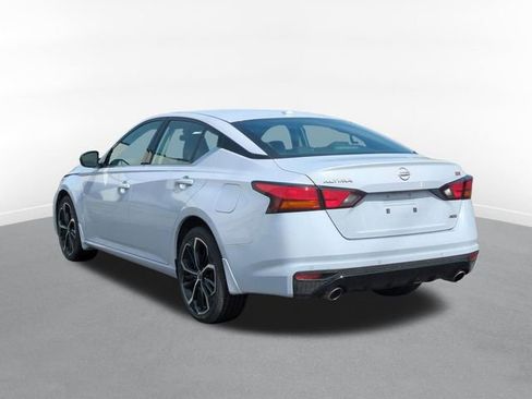 Used 2024 Nissan Altima 2.5 SR AWD/4WD image 4