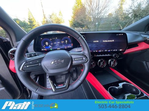 Used 2024 Chevrolet Blazer EV RS image 31