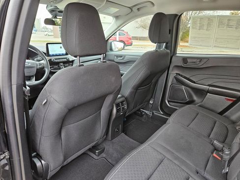 Used 2025 Ford Escape Active image 25