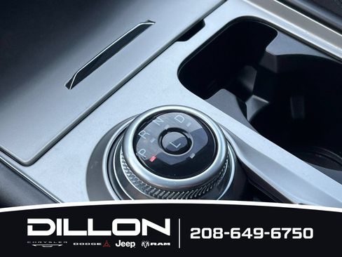 Used 2022 Ford Explorer XLT w/ Class IV Trailer Tow Package AWD/4WD image 25
