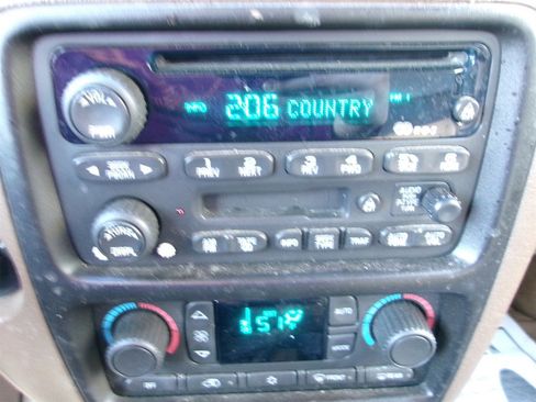 Used 2003 Chevrolet TrailBlazer LS w/ Skid Plate Package image 28