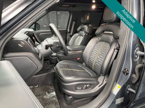 Used 2024 Rivian R1S Adventure image 2