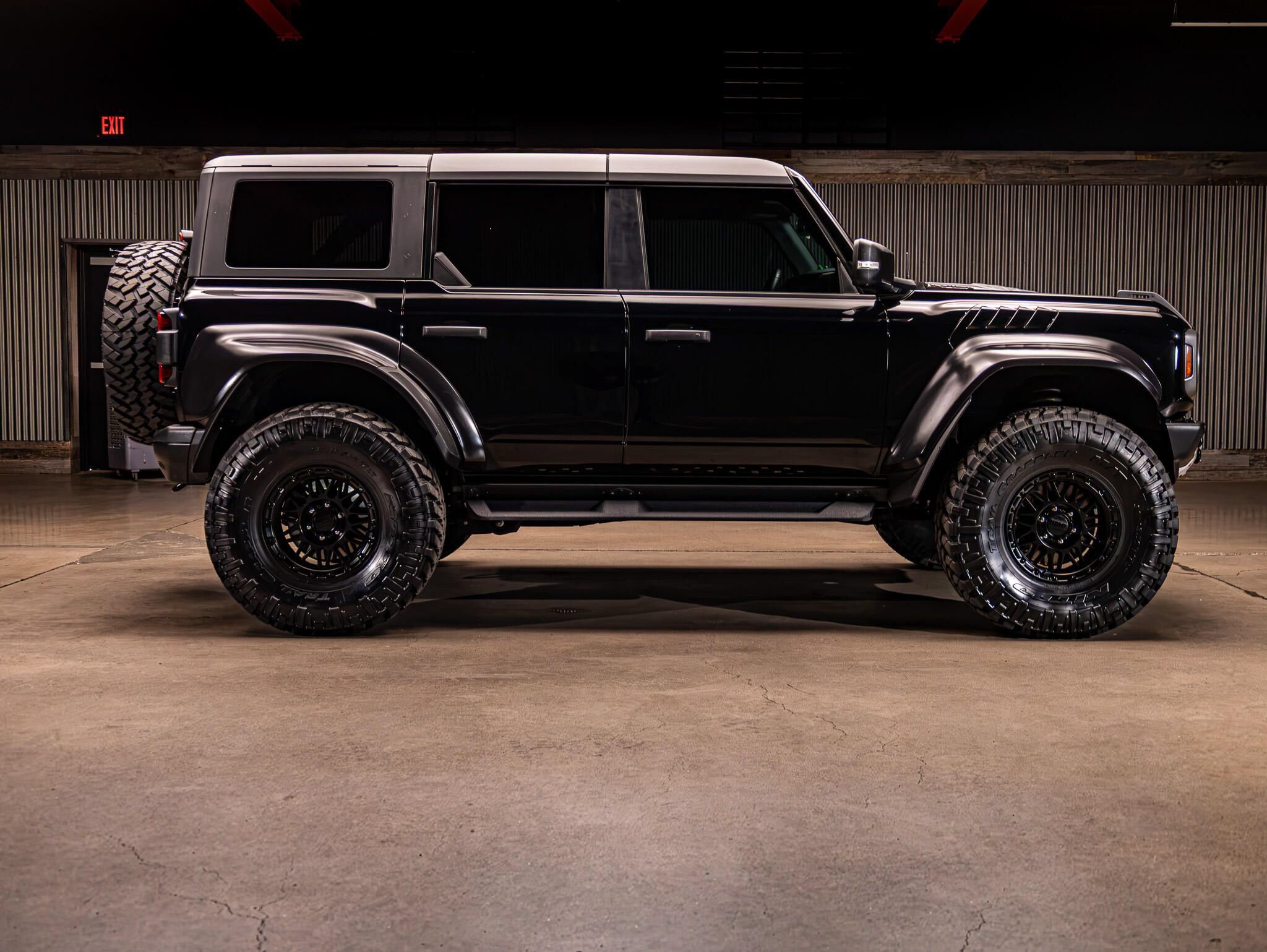 Used 2023 Ford Bronco Raptor AWD/4WD image 13