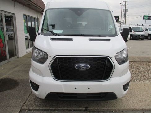 Used 2023 Ford Transit 350 XLT image 2