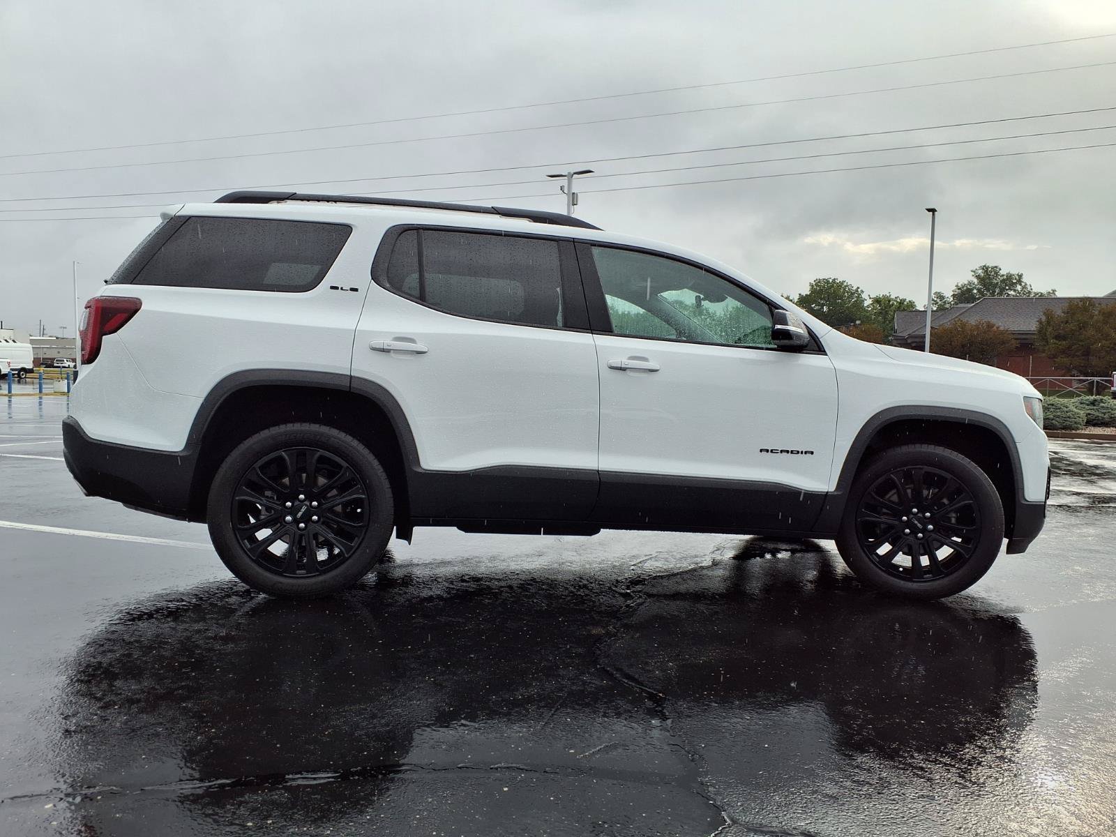 Used 2023 GMC Acadia SLE w/ Driver Convenience Package AWD/4WD image 32
