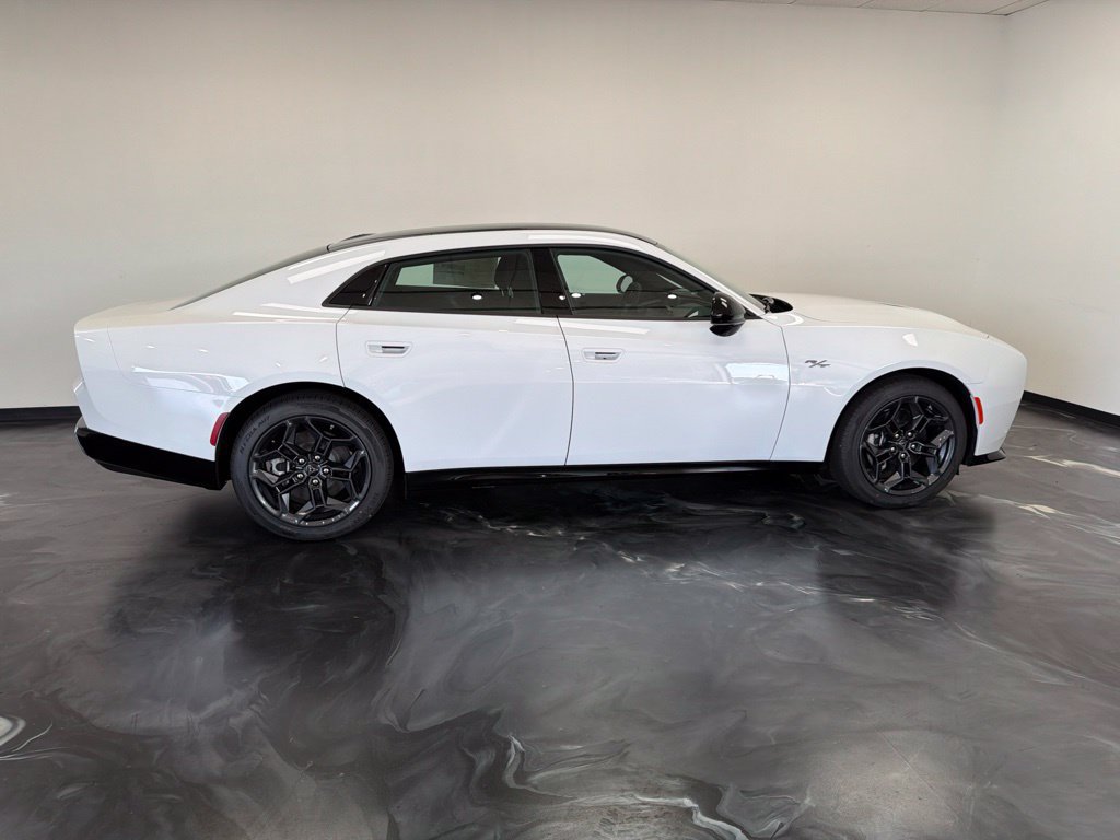 New 2027 Dodge Charger R/T w/ Blacktop Package AWD/4WD image 23