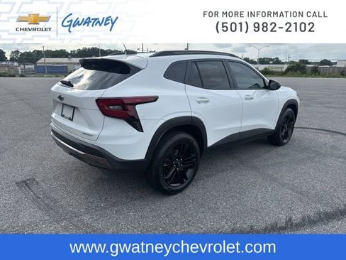 Used 2025 Chevrolet Trax ACTIV w/ Driver Confidence Package FWD image 5