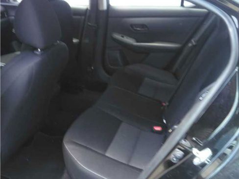 Used 2024 Nissan Sentra SV FWD image 4