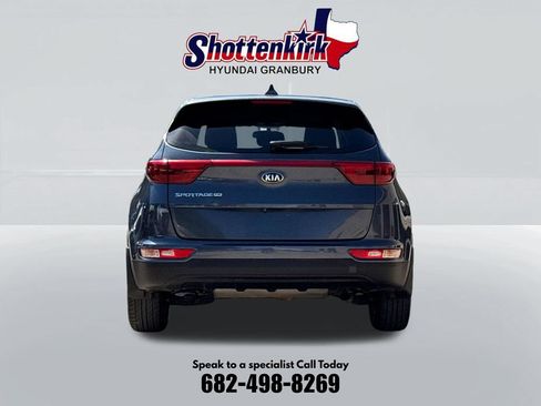 Used 2018 Kia Sportage LX FWD image 6