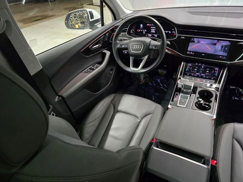 Used 2025 Audi Q7 3.0T Premium Plus AWD/4WD image 35