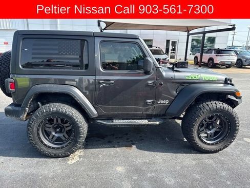 Used 2019 Jeep Wrangler Sport AWD/4WD image 2