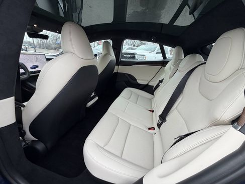 Used 2022 Tesla Model S AWD/4WD image 11