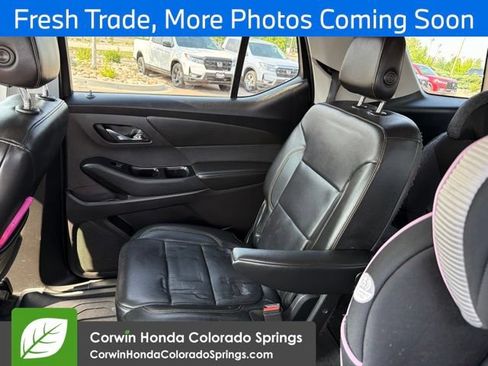 Used 2018 Chevrolet Traverse Premier AWD/4WD image 7