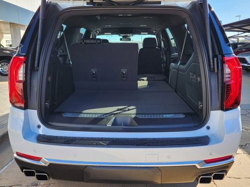 New 2026 GMC Yukon XL Denali image 57