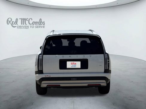 New 2026 Hyundai Ioniq 9 SE image 4