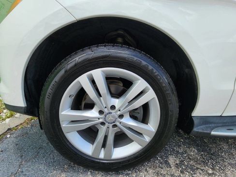Used 2015 Mercedes-Benz ML 250 BlueTEC 4MATIC image 10