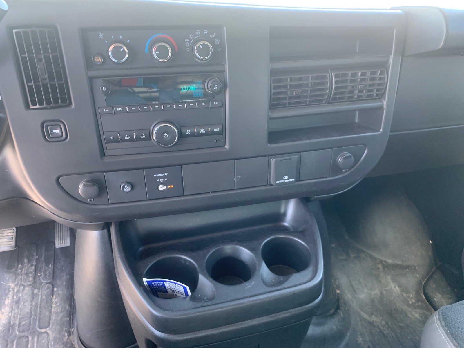 Used 2022 Chevrolet Express 2500 w/ Driver Convenience Package RWD image 10