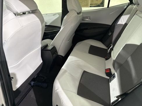 Used 2025 Toyota Corolla XSE FWD image 16