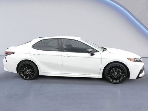 Used 2023 Toyota Camry SE w/ Convenience Package FWD image 8