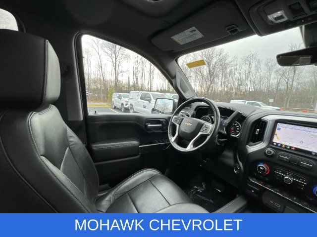 Used 2020 Chevrolet Silverado 1500 LTZ w/ LTZ Premium Package AWD/4WD image 15