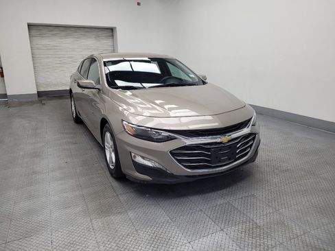 Used 2022 Chevrolet Malibu LT FWD image 13