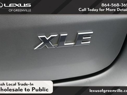 Used 2017 Toyota Highlander XLE FWD image 28
