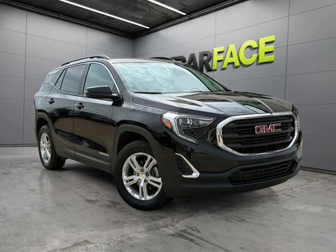 Used 2019 GMC Terrain SLE w/ Driver Convenience Package AWD/4WD image 1