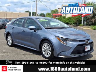 Used 2025 Toyota Corolla LE FWD video 1