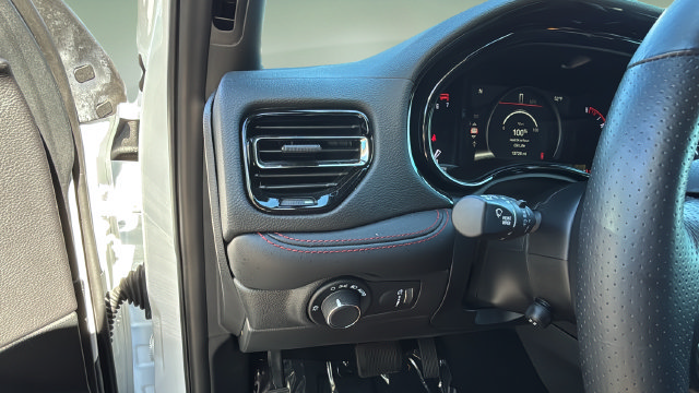 Used 2025 Dodge Durango GT AWD/4WD image 22