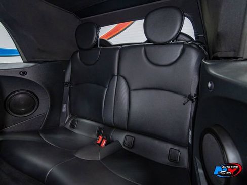 Used 2011 MINI Cooper Convertible image 17