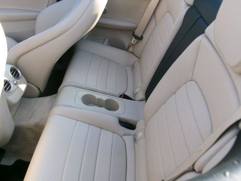 Used 2020 Mercedes-Benz C 300 Cabriolet image 10