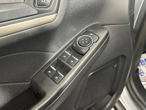 Used 2022 Ford Escape S AWD/4WD image 20