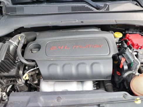 Used 2020 Jeep Compass Trailhawk AWD/4WD image 36
