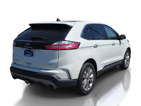 Used 2023 Ford Edge Titanium w/ Class II Trailer Tow Package AWD/4WD image 4