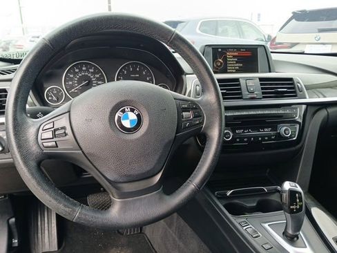 Used 2017 BMW 320i Sedan image 20