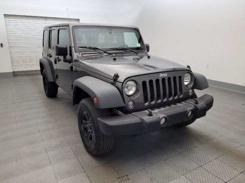 Used 2018 Jeep Wrangler Unlimited Sport AWD/4WD image 13