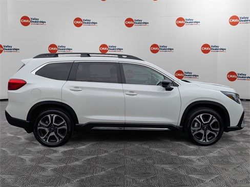 Certified 2025 Subaru Ascent Limited image 4